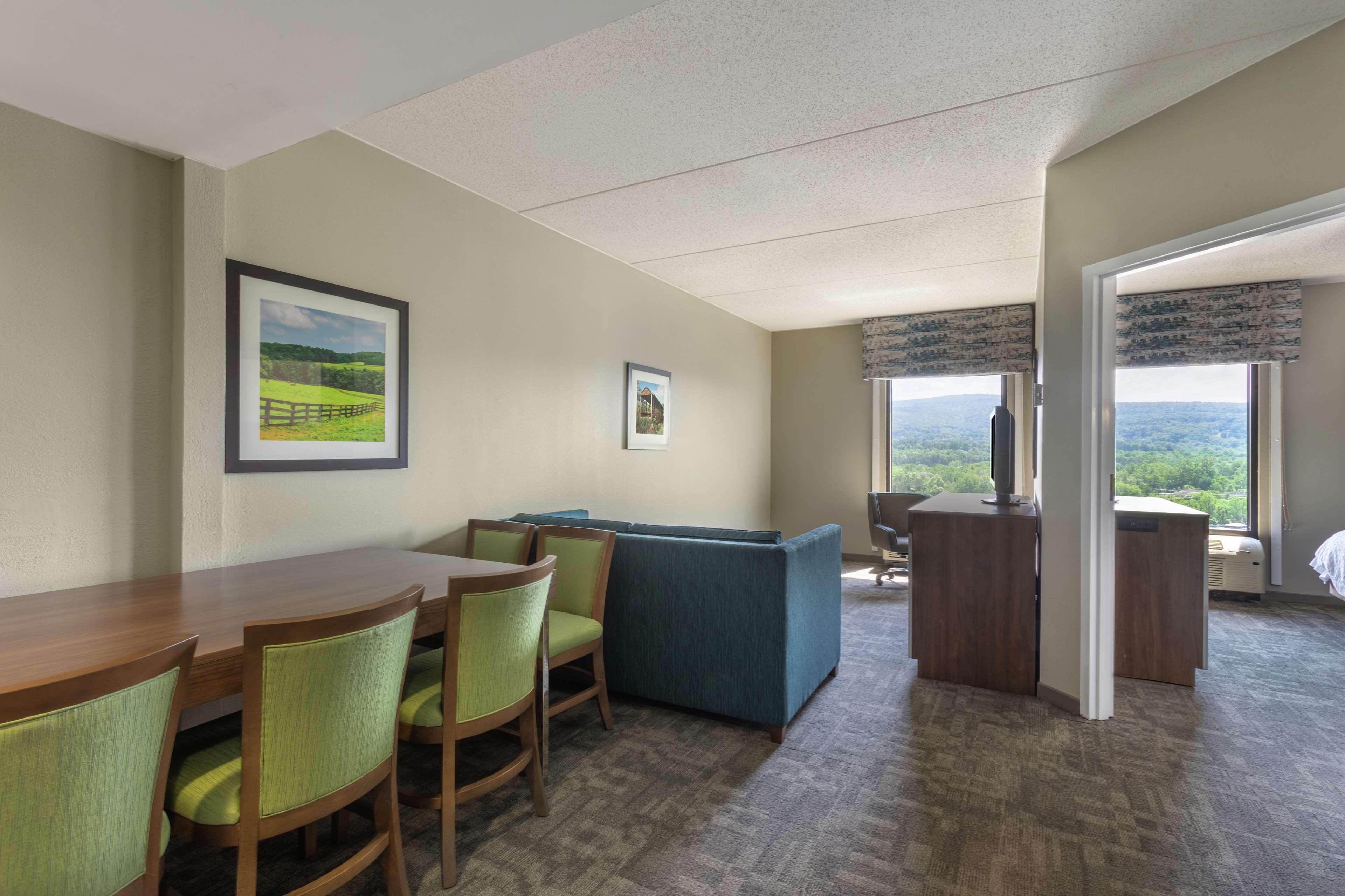Hampton Inn Bedford Exterior photo