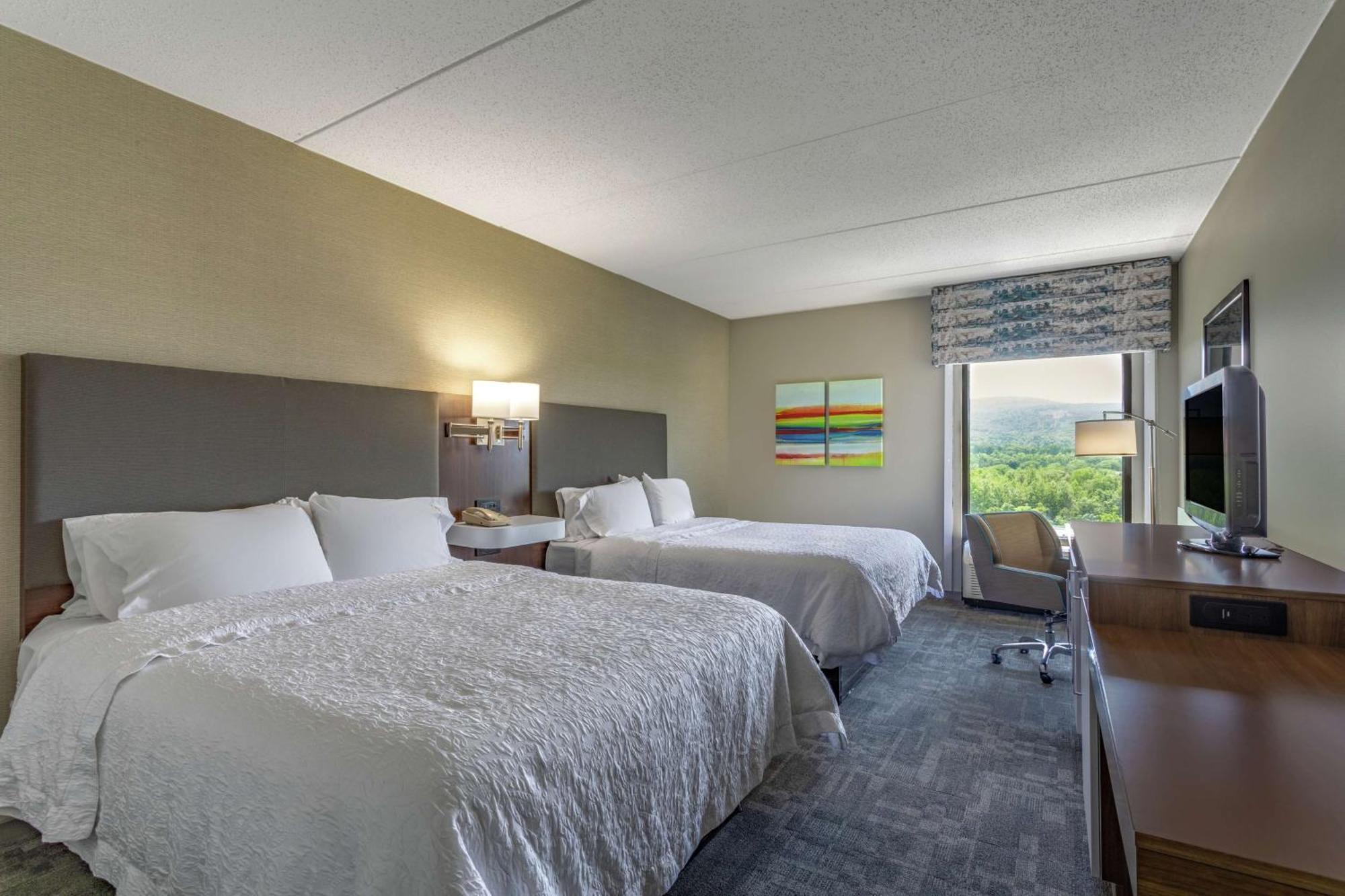 Hampton Inn Bedford Exterior photo